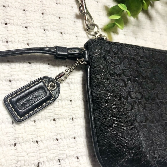 Coach Wristlet - Picture 2 of 7